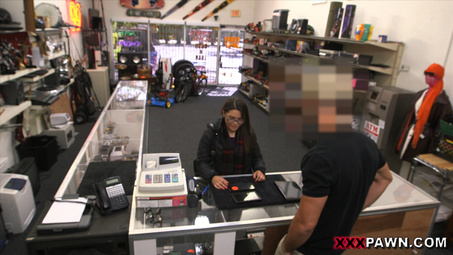 XXX Pawn Shop episode Couple Bitches Tried To Rip Me Off